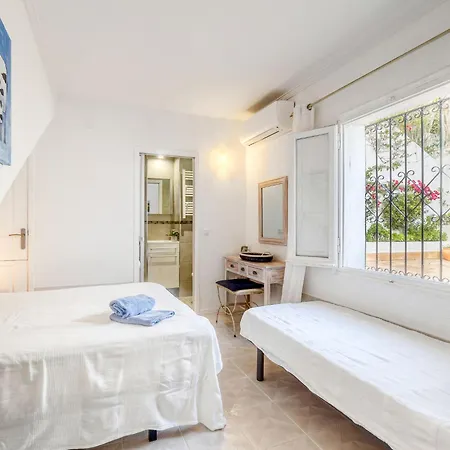 بيت للعطل Casas Blancas-1 By Interhome روساس